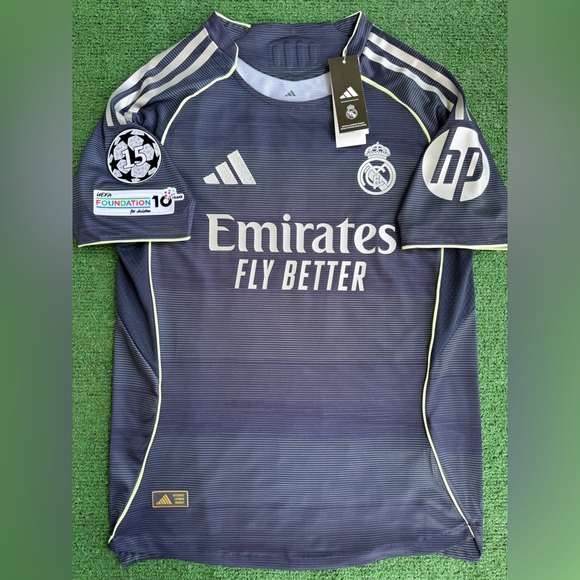 2025/26 Real Madrid away soccer jersey - Picture 1 of 12